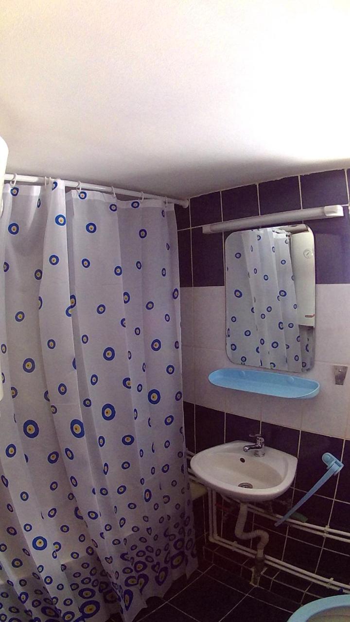 Cabana Aurora Villa อาริเอเชนิ ภายนอก รูปภาพ